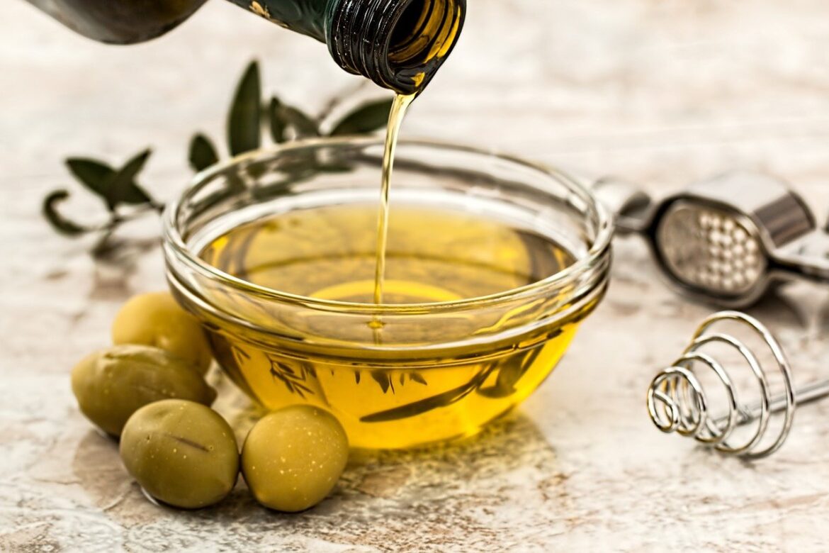 Olive Oil Nutrition Facts and Health Benefits